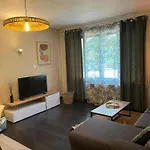 Apartamento 4 Pers Avec Jardin & Parking-calme-proche Clermont Royat