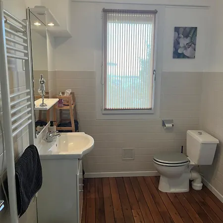 Apartment 4 Pers Avec Jardin & Parking-calme-proche Clermont Royat